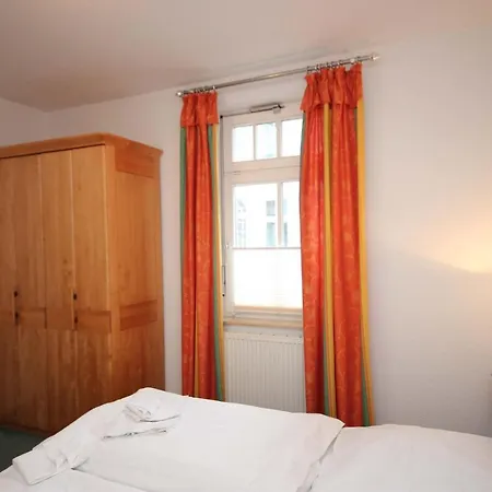 Jugendglueck By Rujana