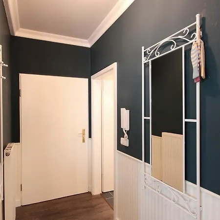 Jugendglueck By Rujana Binz